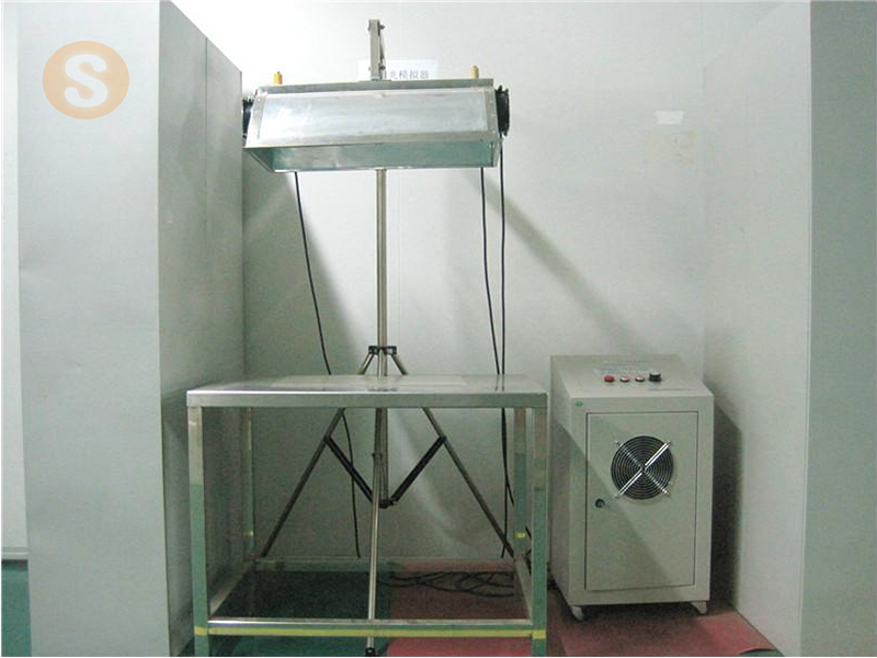 太陽(yáng)光模擬機(jī)